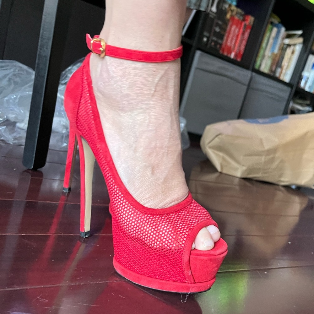 Red mesh heels - Picture 5 of 16